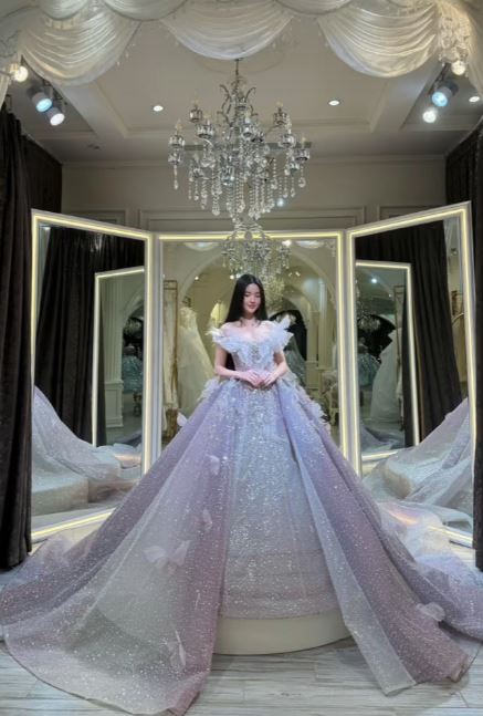 5 Địa chỉ cho thuê váy cưới đẹp nhất Lai Châu - ALONGWALKER