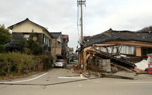 Nhật Bản nỗ lực phục hồi sau động đất - Ảnh 2.