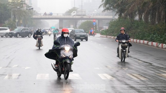 Từ đêm nay, miền Bắc chuyển mưa nhỏ - Ảnh 1.