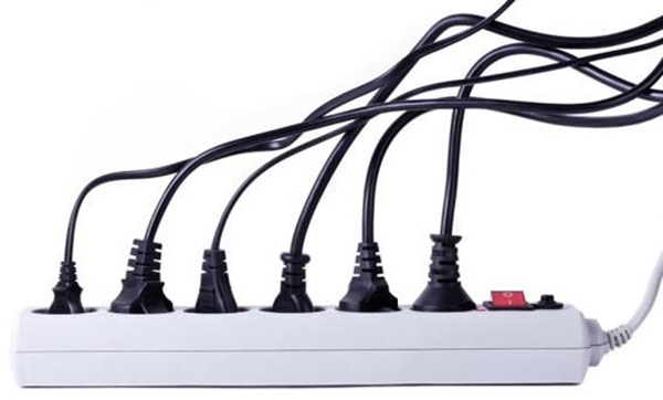 5 thói quen thường gặp khiến tủ lạnh vừa ngốn điện, vừa hóa bom hẹn giờ: Số 1 nguy hiểm nhưng nhiều nhà mắc phải - Ảnh 2.