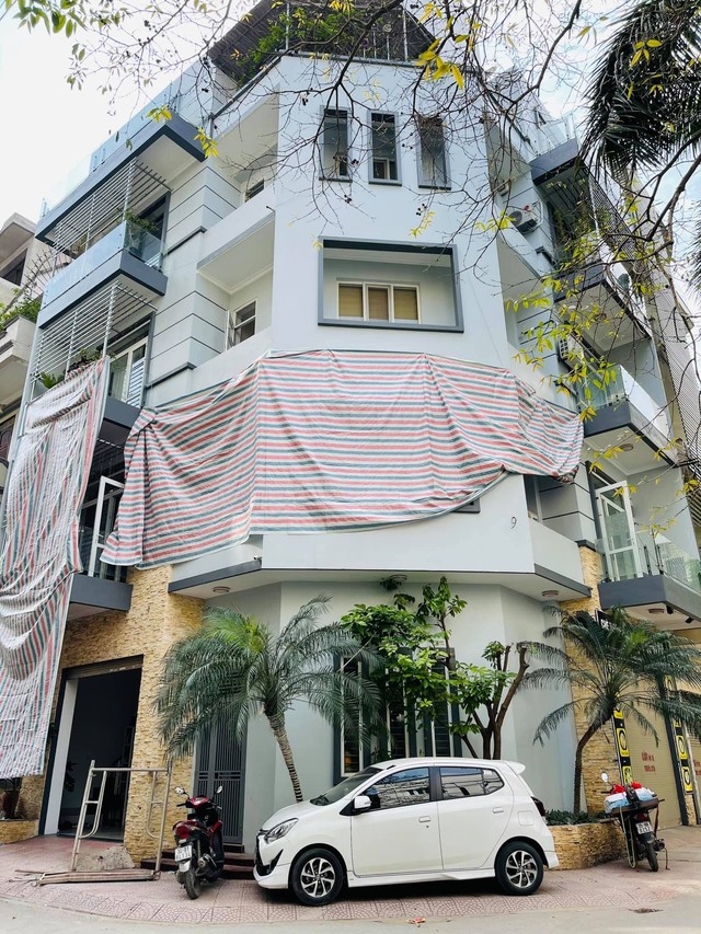 Hồng Đăng khoe không gian bên trong biệt thự 3 mặt tiền ở Hà Nội, tự tay dọn dẹp nhà cửa đỡ đần bà xã - Ảnh 4.