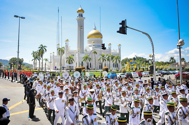 Đám cưới của Hoàng tử tỷ đô Brunei: Kéo dài 10 ngày với loạt nghi lễ hoành tráng và dàn khách mời đẳng cấp - Ảnh 3.
