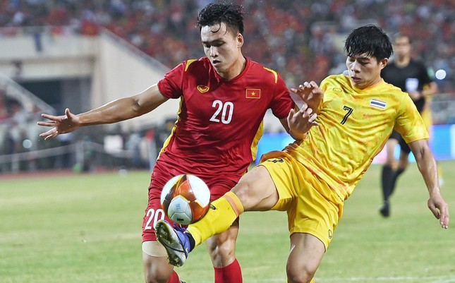 Bỏ ĐT Thái Lan trước thềm Asian Cup 2023, Ekanit Panya bị yêu cầu tước quốc tịch - Ảnh 1.