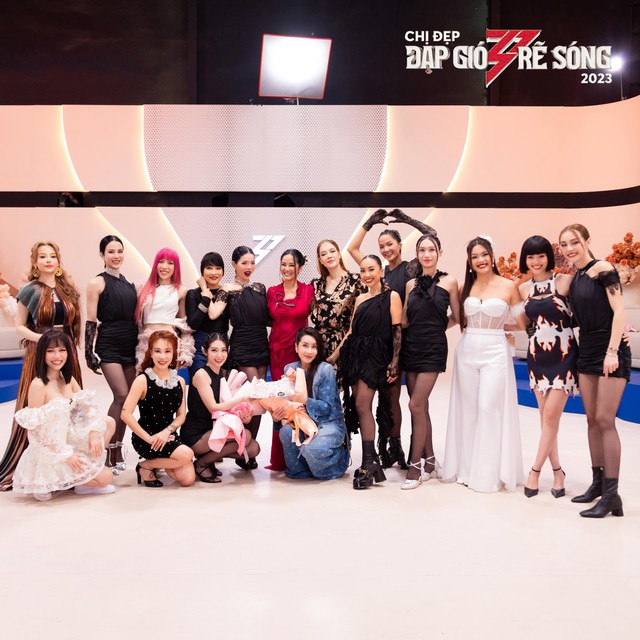 Chị đẹp gây sóng gió vì điểm số: Lệ Quyên - MLee tranh cãi liên tục, team chiến thần vocal điểm thấp kỷ lục - Ảnh 9.