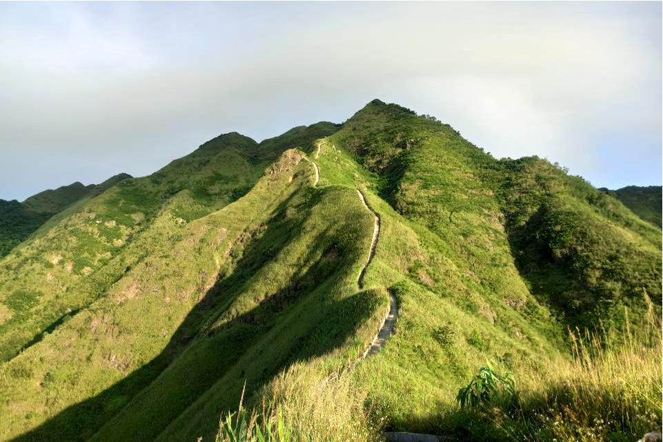 Ngoài biển, Quảng Ninh còn có một vùng núi hoang sơ được ví như "Sa Pa thu nhỏ", cách Hạ Long hơn 100km- Ảnh 9.