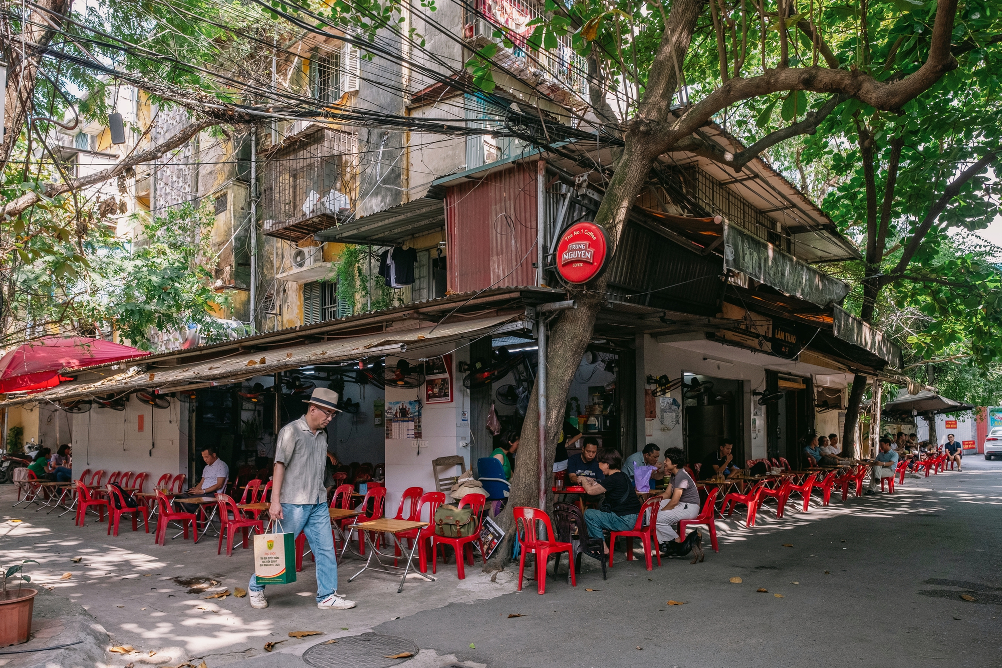 Chào tháng 10, tháng đẹp nhất của mùa thu Hà Nội!- Ảnh 10.