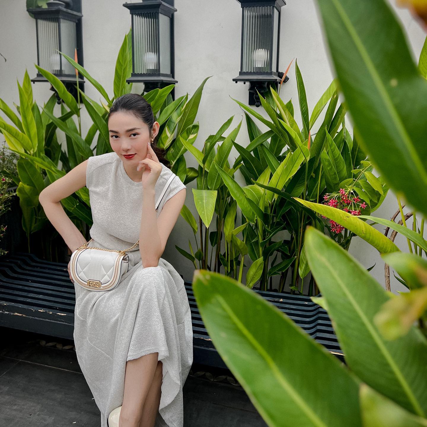 10 set đồ trẻ trung nhất của Minh Hằng ở tuổi 37, quý cô U40 nên tham khảo- Ảnh 9.