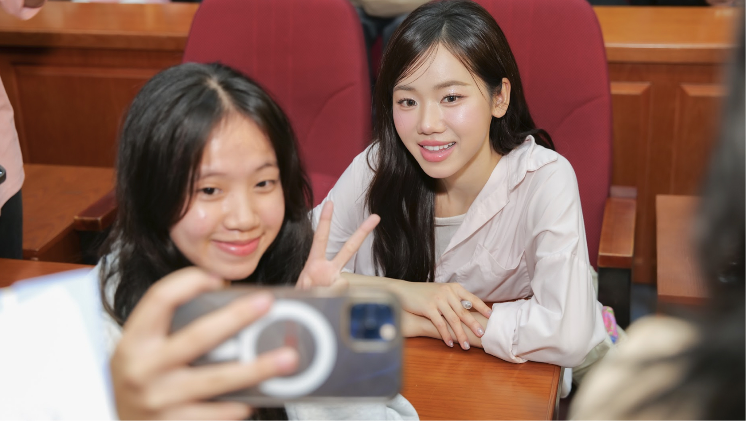Chuyện tiền nong Gen Z: Khoản đầu tư sinh lời nhất ch&iacute;nh l&agrave; đầu tư cho bản th&acirc;n- Ảnh 7.