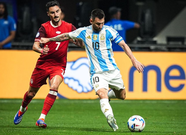 Ngày tái xuất đội tuyển Argentina của Messi bị đe dọa bởi siêu bão Milton- Ảnh 2.
