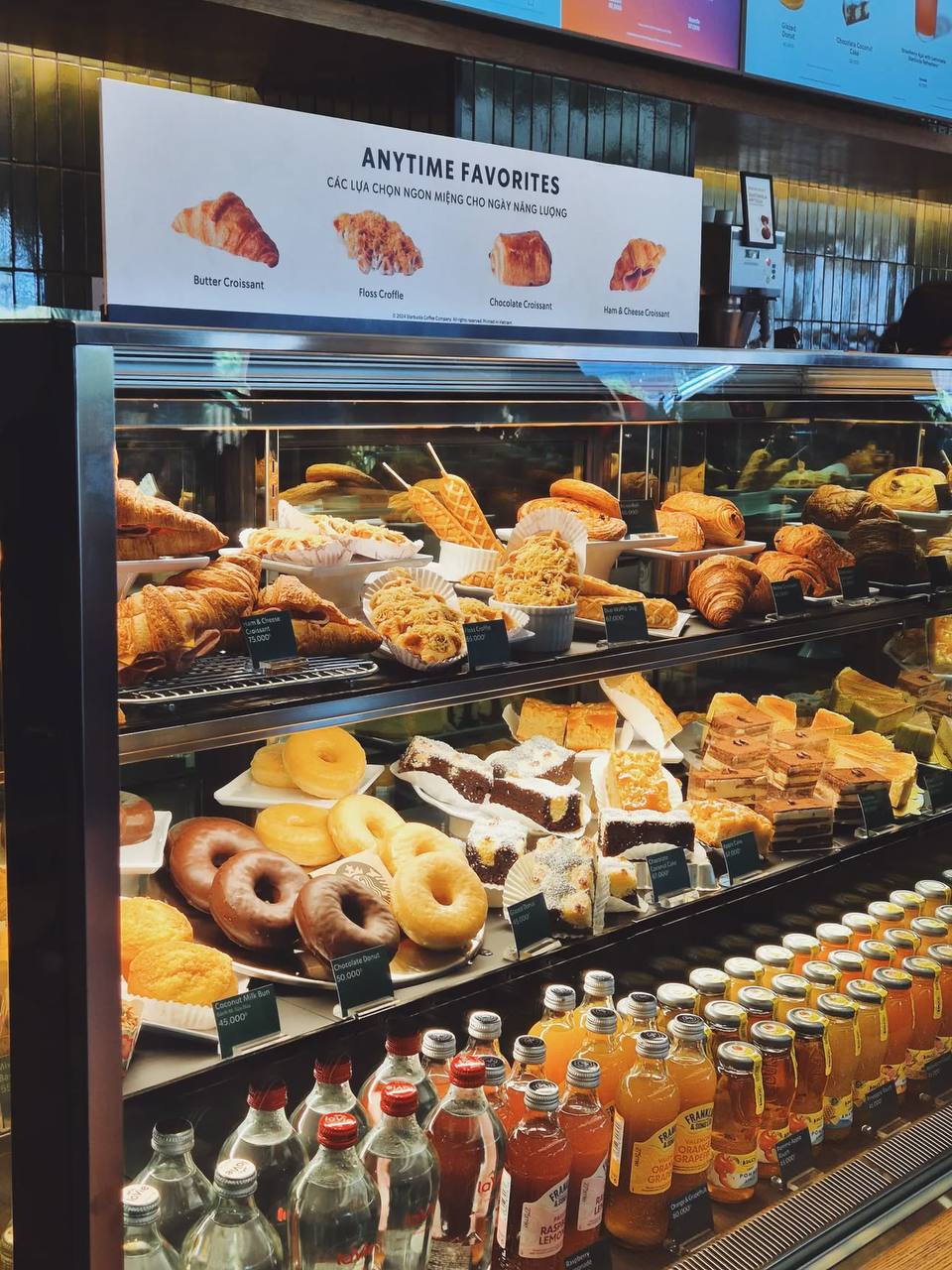 Starbucks khai trương cơ sở mới: Nơi chill từ sáng sớm, nơi nằm gọn trong TTTM lại khiến dân tình “mừng rớt nước mắt”- Ảnh 10.