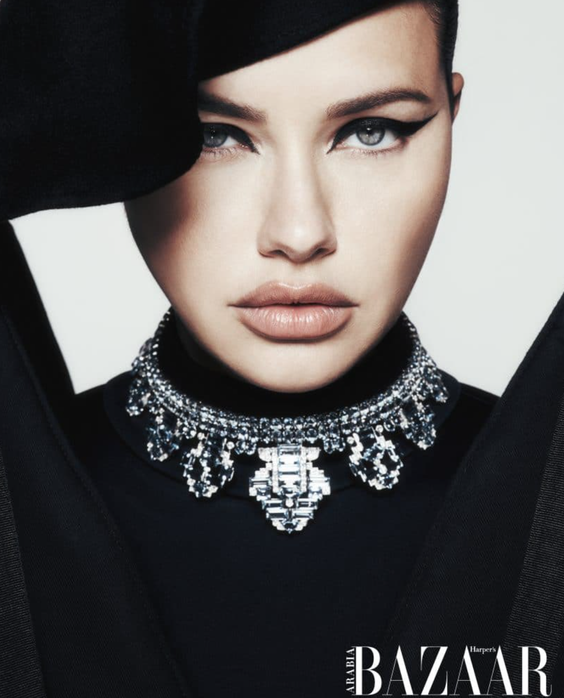 Siêu mẫu Victoria's Secret gây sốc với khuôn mặt biến dạng, từng có ước mơ không ai ngờ- Ảnh 26.