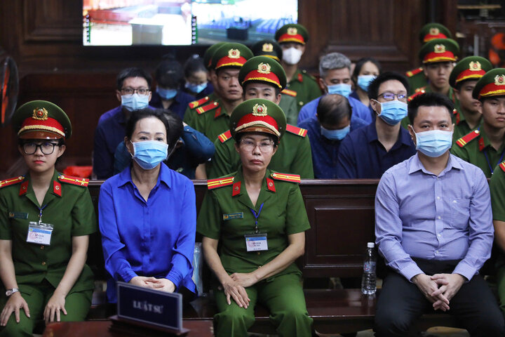 Viện kiểm s&aacute;t đề nghị giảm h&igrave;nh phạt cho em d&acirc;u Trương Mỹ Lan- Ảnh 1.