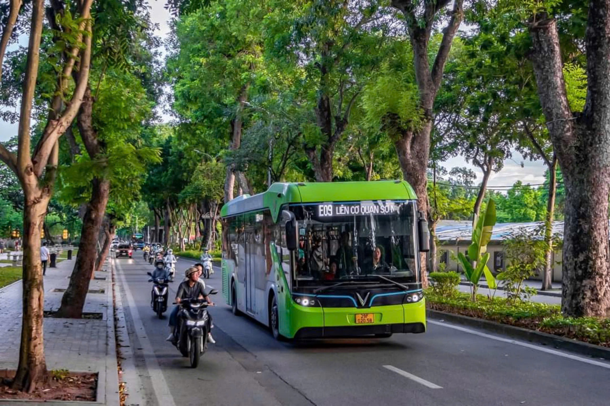 Từ 1/11, Hà Nội chính thức tăng giá vé xe buýt có trợ giá- Ảnh 1.