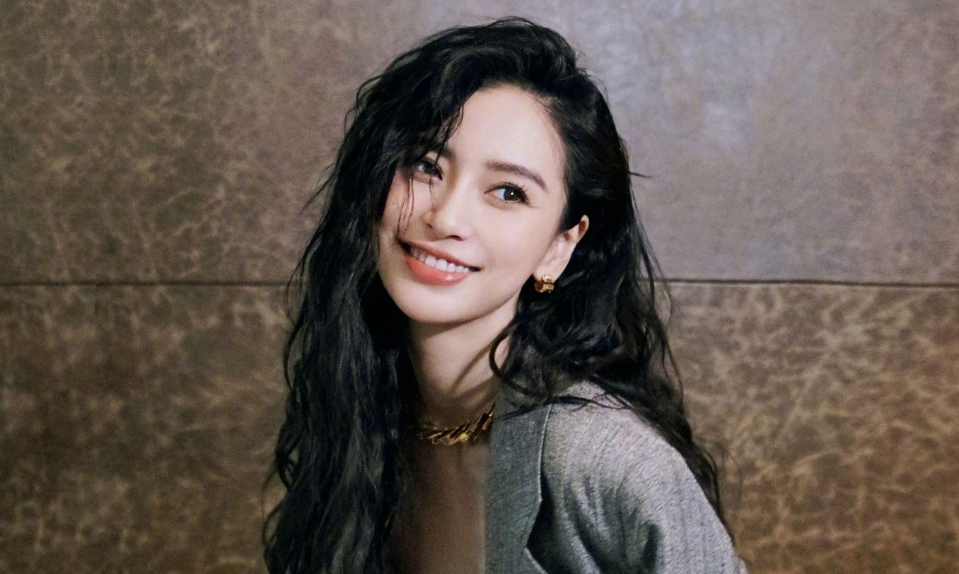 Thay vì ăn kiêng kham khổ, Angelababy chỉ cần làm 1 việc là đủ giảm cân giữ dáng, ai biết cũng thử được ngay- Ảnh 2.