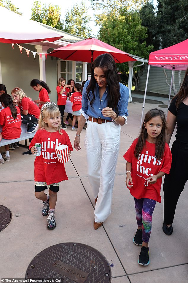 Meghan Markle tự nhận mình là “một trong những người bị bắt nạt nhiều nhất thế giới"- Ảnh 3.