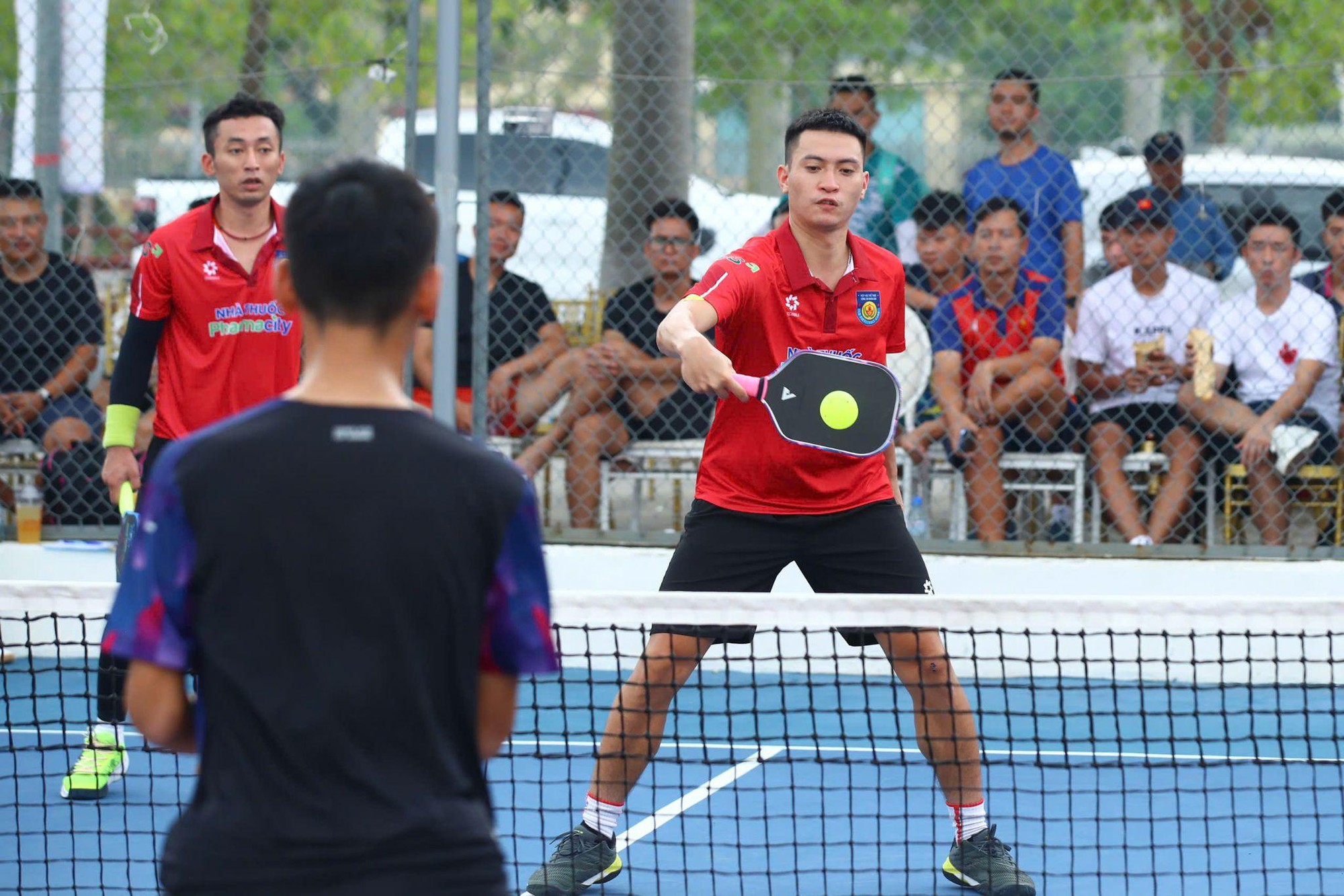 Tổng kết Giải vô địch Pickleball các CLB Quốc gia 2024: Dàn "trai xinh gái đẹp" lên đồ toả sáng- Ảnh 6.