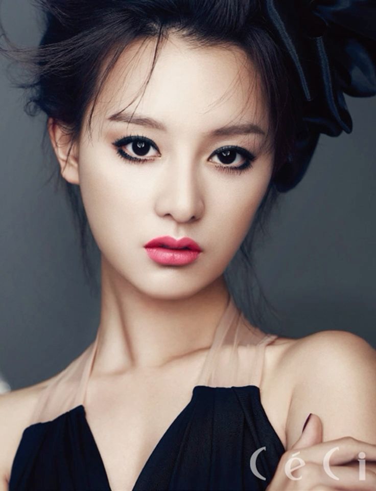 Ảnh quá khứ ít ai biết của Kim Ji Won- Ảnh 11.