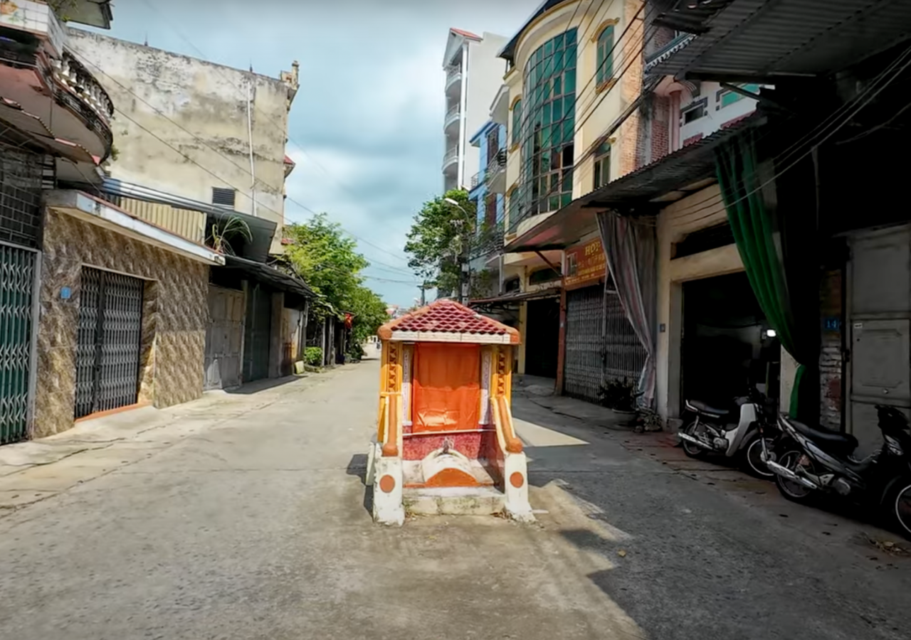 Câu chuyện kỳ bí về ngôi mộ cổ nằm giữa đường dẫn vào ngôi làng tỷ phú ở Bắc Ninh- Ảnh 7.