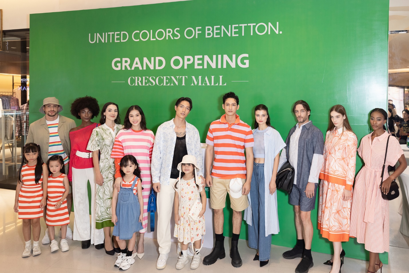 Hoa hậu Thanh Thủy, Gia Đình Cam Cam và dàn sao hội tụ tại event United Colors of Benetton!- Ảnh 10.