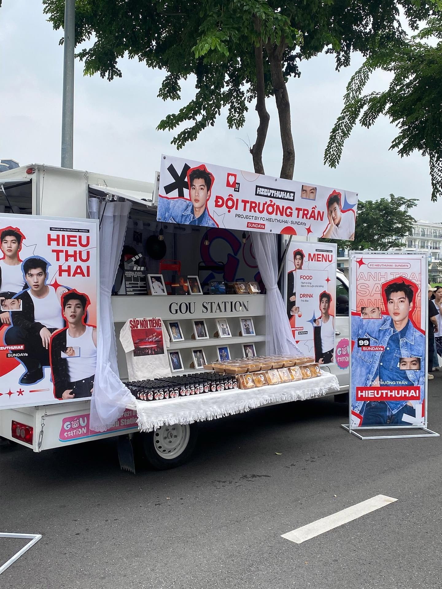 Chưa từng thấy food truck nhiều như concert "Anh Trai Say Hi": 1 nghệ sĩ sở hữu 2 xe đồ ăn, fan cầu nguyện đúng 1 điều- Ảnh 2.