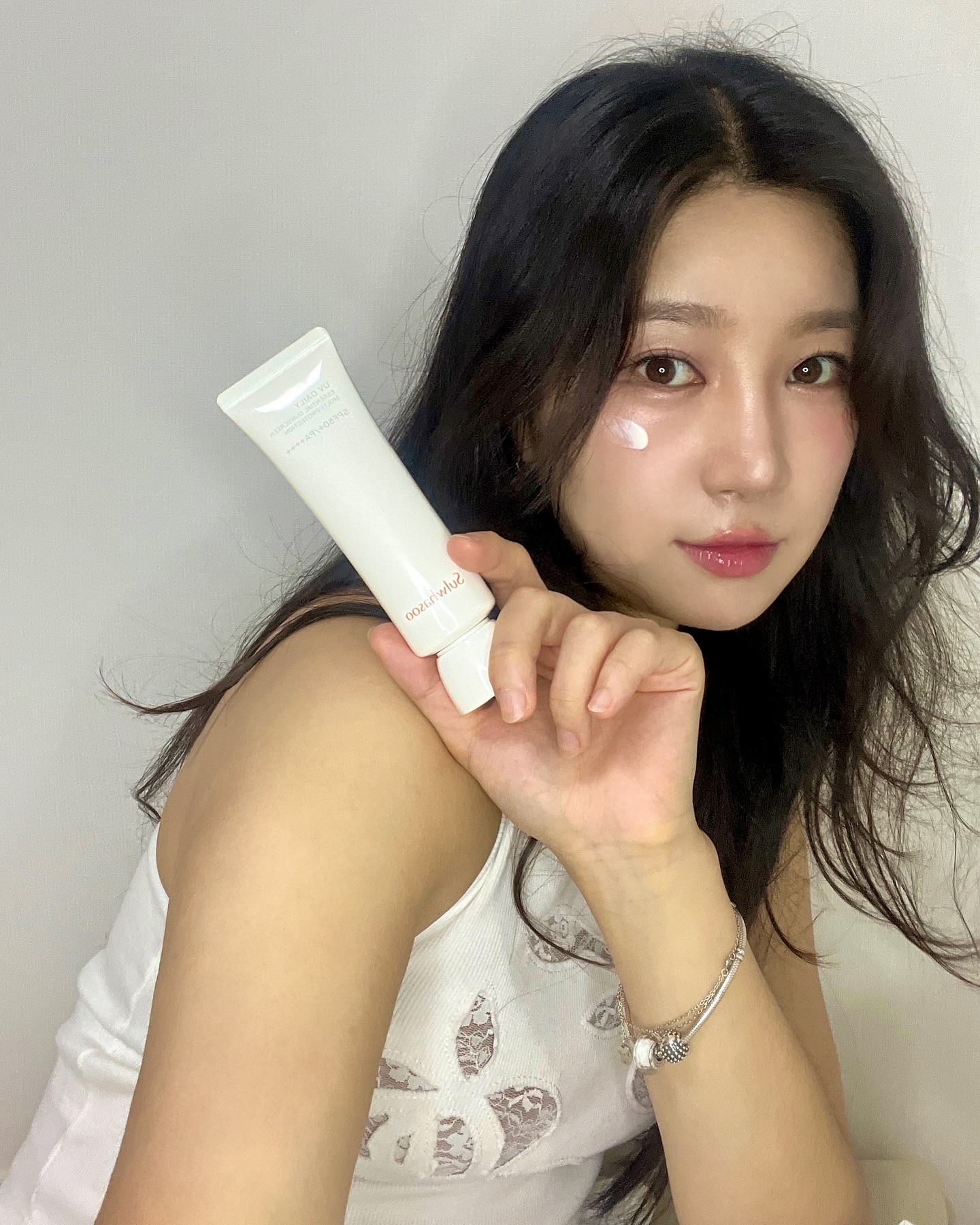 Bạn gái cơ trưởng hot nhất Việt Nam không makeup da vẫn mướt, netizen ráo riết hỏi bảo bối- Ảnh 4.