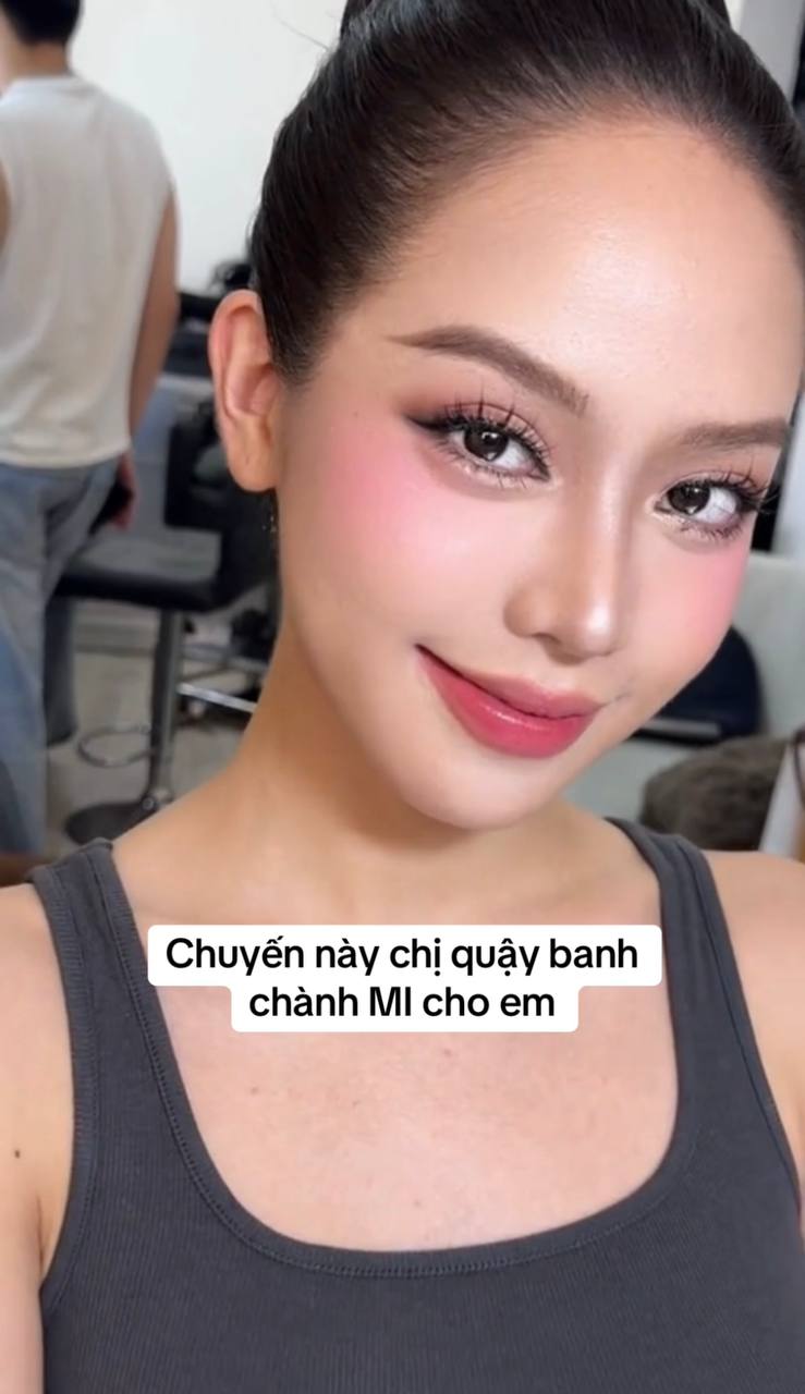 1 nàng hậu đi thi không lo drama vì tự makeup mà vẫn khiến dân tình đổ gục- Ảnh 5.