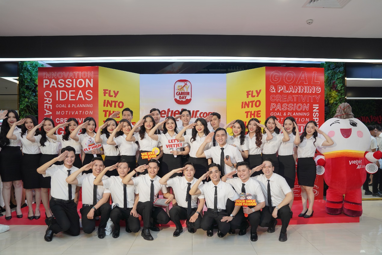 Vietjet chắp cánh ước mơ bay với hội tuyển dụng tiếp viên tháng 10- Ảnh 3.