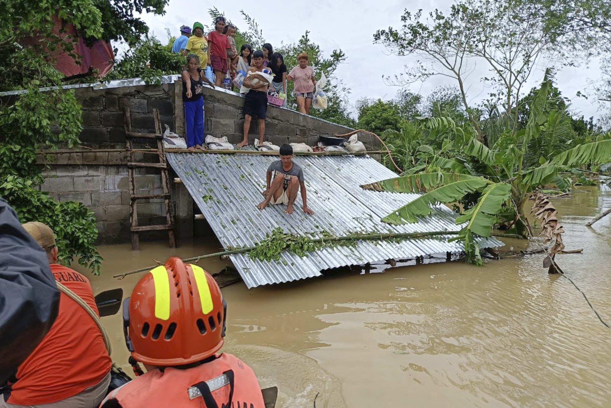 Bão Trami gây thiệt hại nghiêm trọng ở Philippines, ít nhất 40 người chết- Ảnh 3.