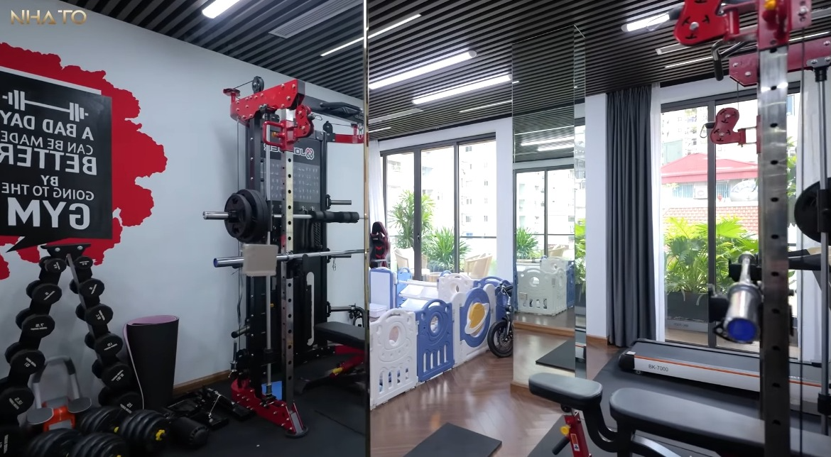 Ngôi nhà phố 6 tầng có cả phòng gym, bể bơi vô cực ngay giữa lòng Hà Nội khiến dân tình xuýt xoa ao ước- Ảnh 12.