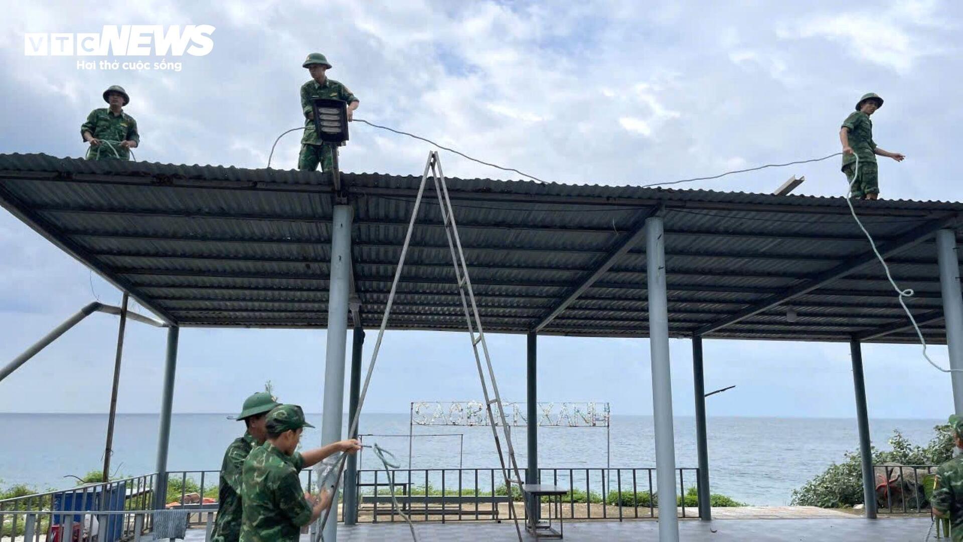 Các tỉnh, thành miền Trung hối hả phòng chống bão Trami- Ảnh 18.