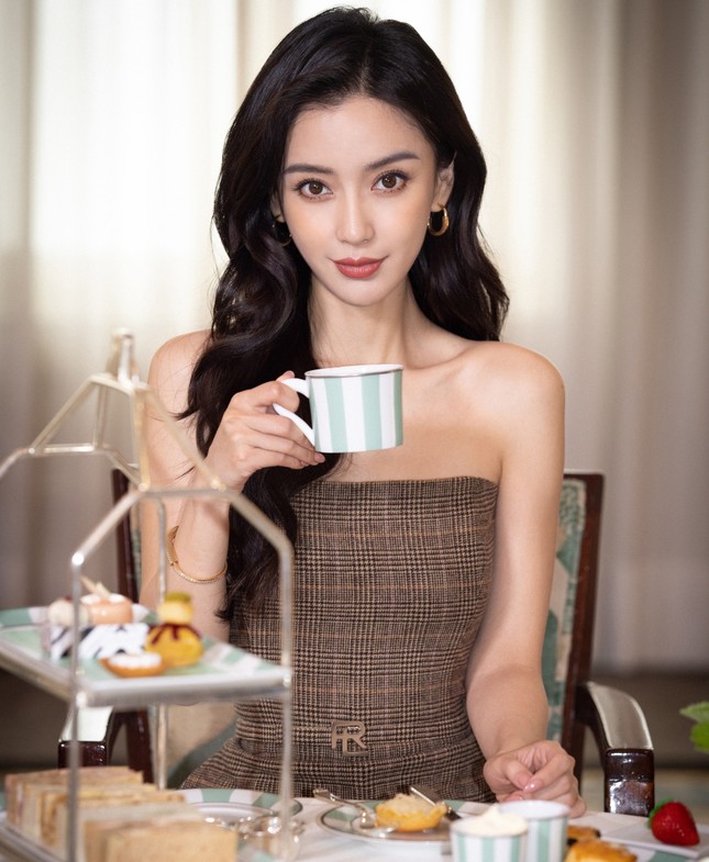 Huỳnh Hiểu Minh đang cứu Angelababy?- Ảnh 5.