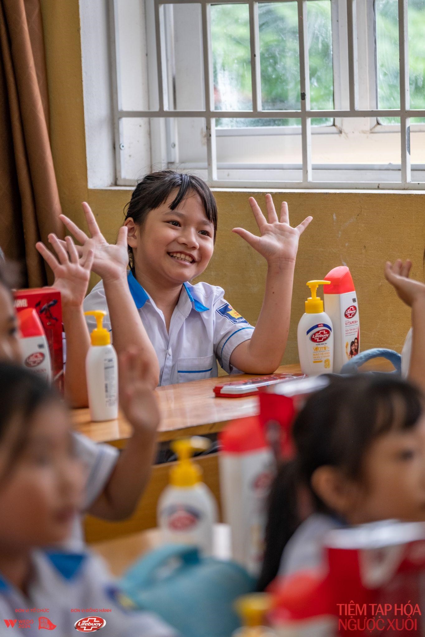 Ước mơ qua nét vẽ trẻ thơ ở miền núi Tuyên Quang, rực rỡ và tràn đầy nghị lực- Ảnh 9.