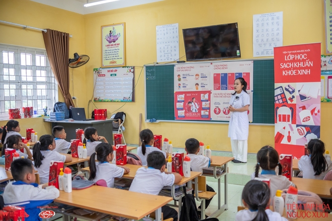 Trường Tiểu học Xuân Vân một buổi chiều đầu tuần: Kho hàng Ngược - Xuôi "gõ cửa", tấp nập niềm vui- Ảnh 22.