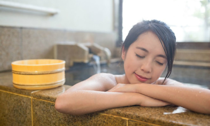 Ăn 1 thứ và làm 2 việc mỗi ngày, cụ bà 81 tuổi sống chung khỏe mạnh với mỡ máu, tiểu đường- Ảnh 3. Ăn 1 thứ và làm 2 việc mỗi ngày, cụ bà 81 tuổi sống chung khỏe mạnh với mỡ máu, tiểu đường- Ảnh 3.