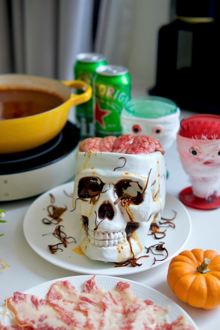 Dân mạng so tài bằng các mâm tiệc Halloween 'nhìn là giật mình'- Ảnh 3.