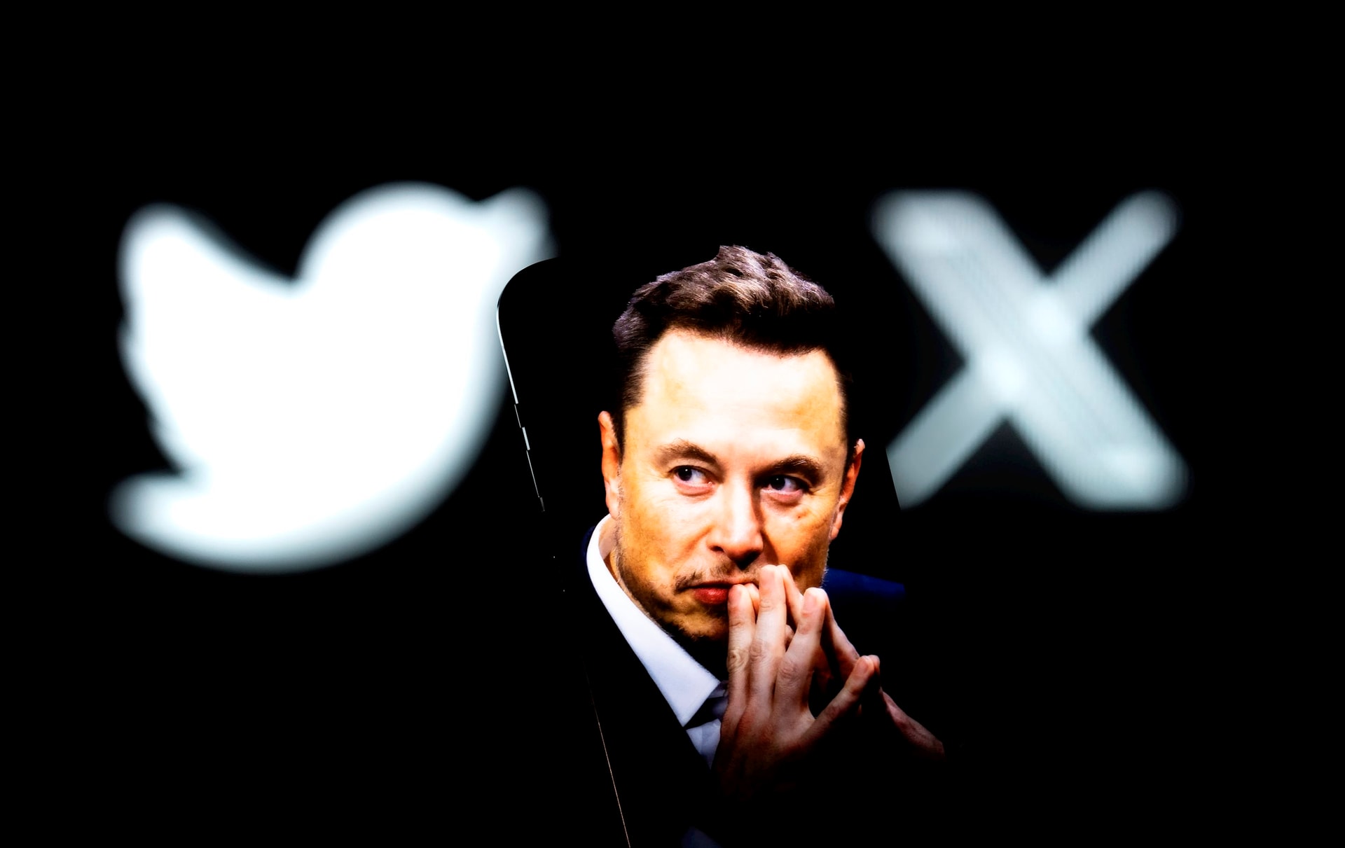 Twitter-X mất 80% giá trị sau 2 năm: Nỗi buồn của Elon Musk - người đàn ông giàu nhất hành tinh- Ảnh 1.