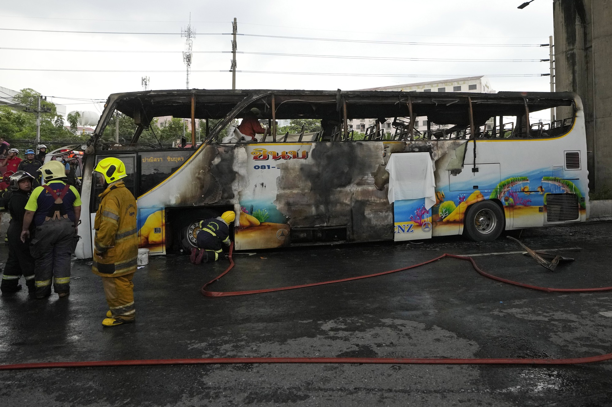 Vụ cháy xe bus tại Thái Lan: Buộc tội người điều hành xe- Ảnh 1.