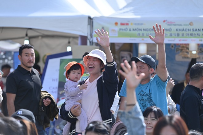 Loạt thương hiệu phở "lão làng" đại diện Việt Nam tham dự Phở Festival 2024 tại Seoul, Hàn Quốc- Ảnh 11.