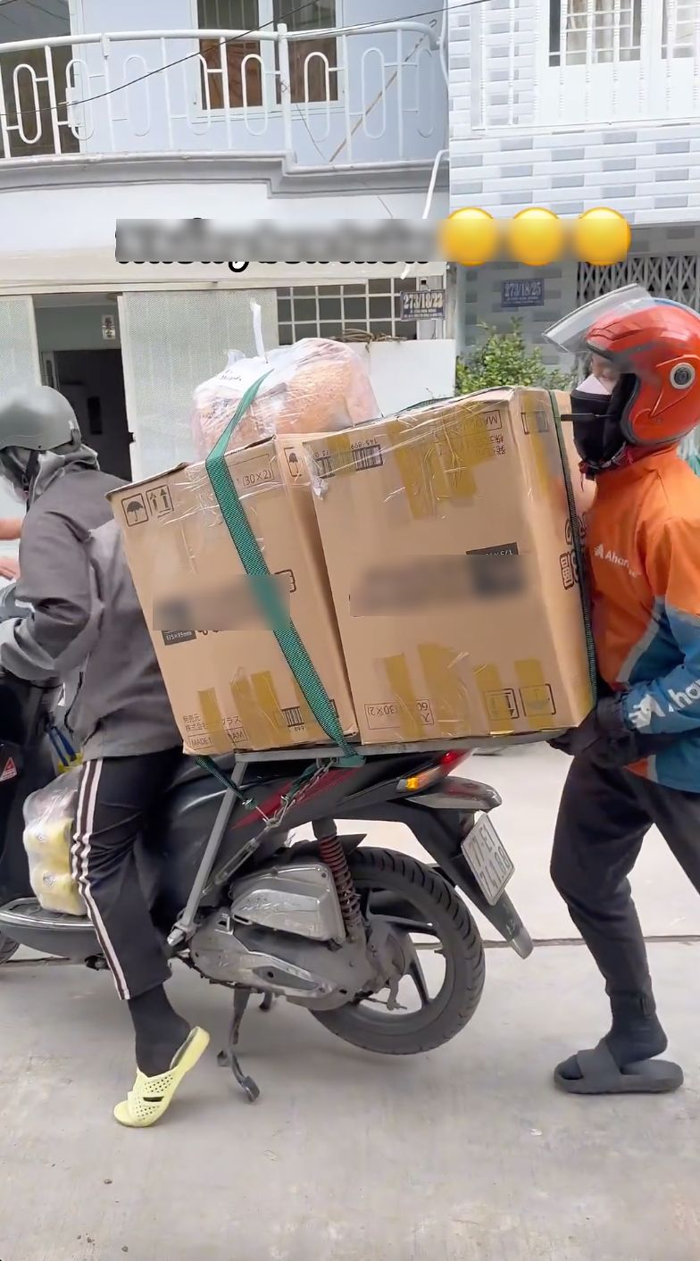 Chủ tiệm khoe đơn hàng bánh tráng tận 21 triệu nhưng dân mạng lại cho là "phông bạt" vì nhiều điểm bất thường- Ảnh 7.