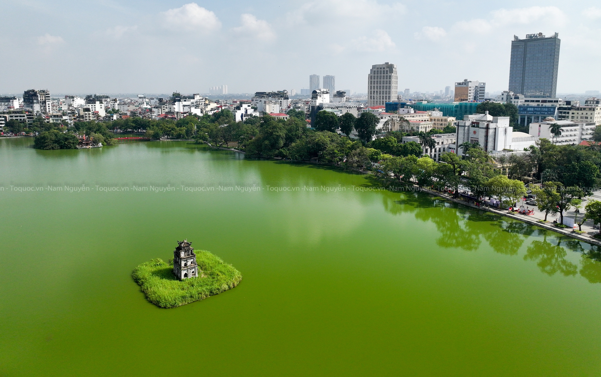 Tháp rùa Hà Nội - Trái tim của Hồ Gươm giữa lòng thủ đô- Ảnh 3.