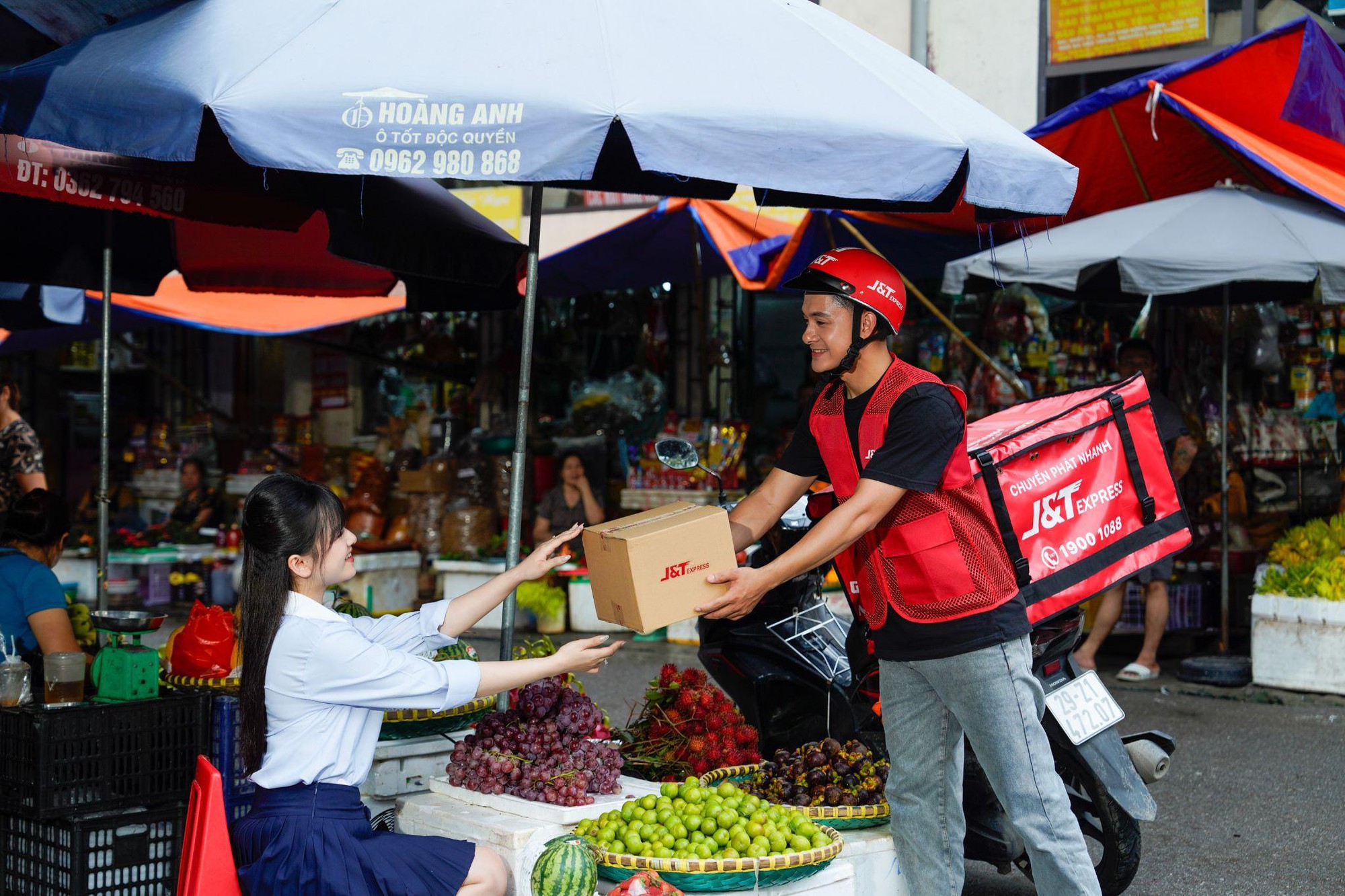 J&T Express tiếp tục được vinh danh giải thưởng Vietnam Digital Awards 2024 nhờ nỗ lực bền bỉ trong chuyển đổi số- Ảnh 3.