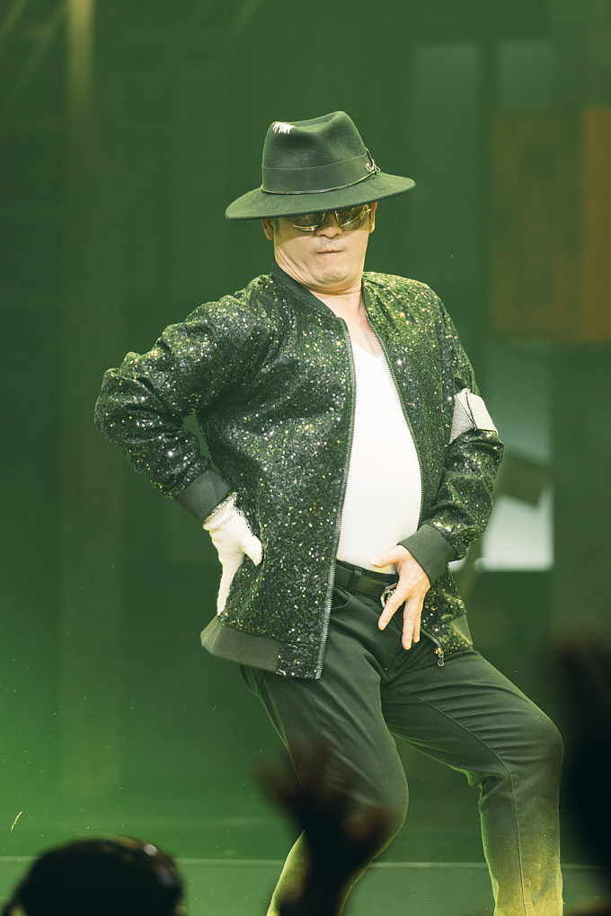 Bằng Kiều nhảy vũ đạo của Michael Jackson, tiết lộ điều cay đắng nhất- Ảnh 1.