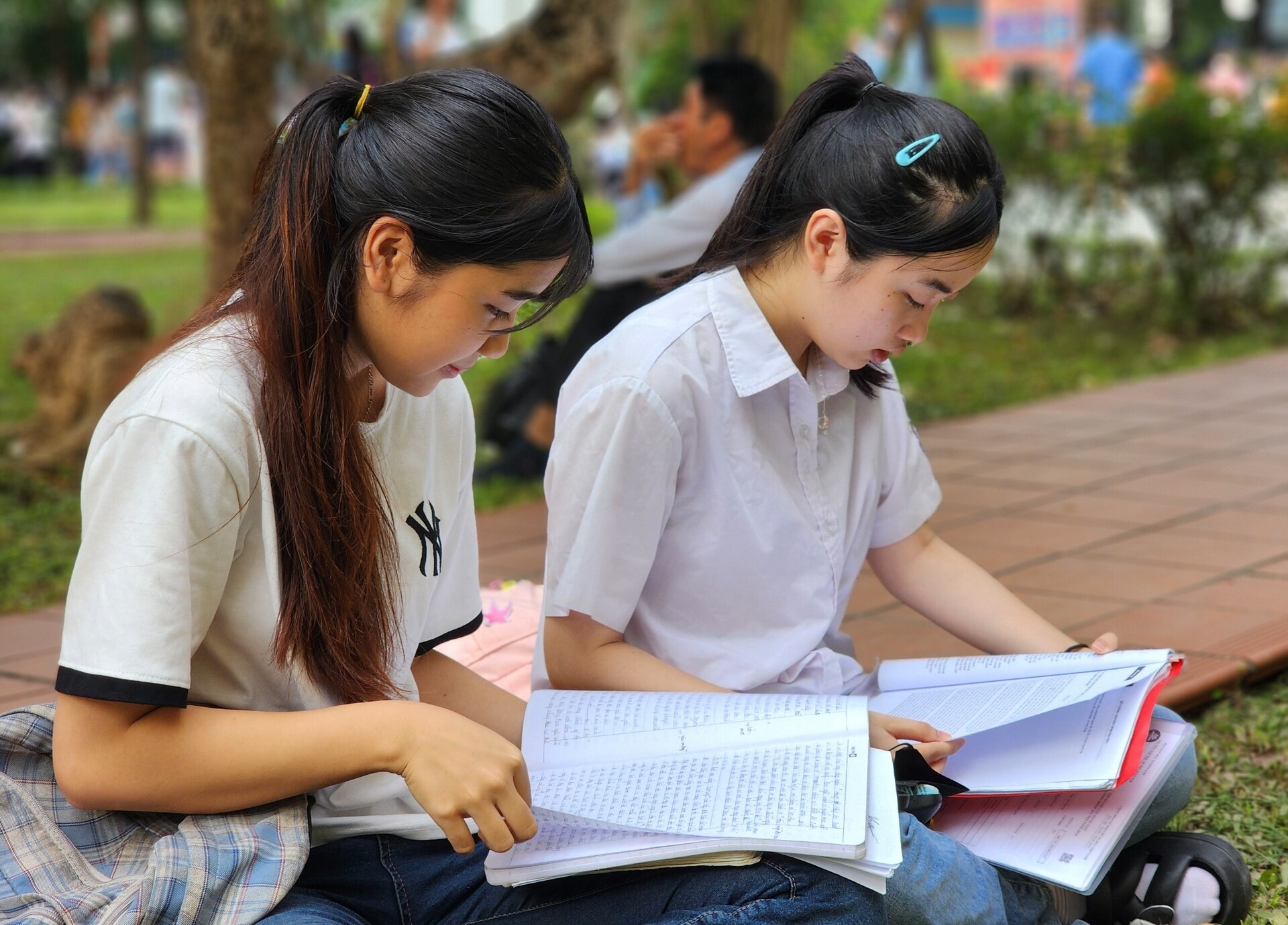 Bốc thăm môn thi thứ 3 vào lớp 10: "Trò chơi may rủi, học sinh càng thêm áp lực"- Ảnh 1.