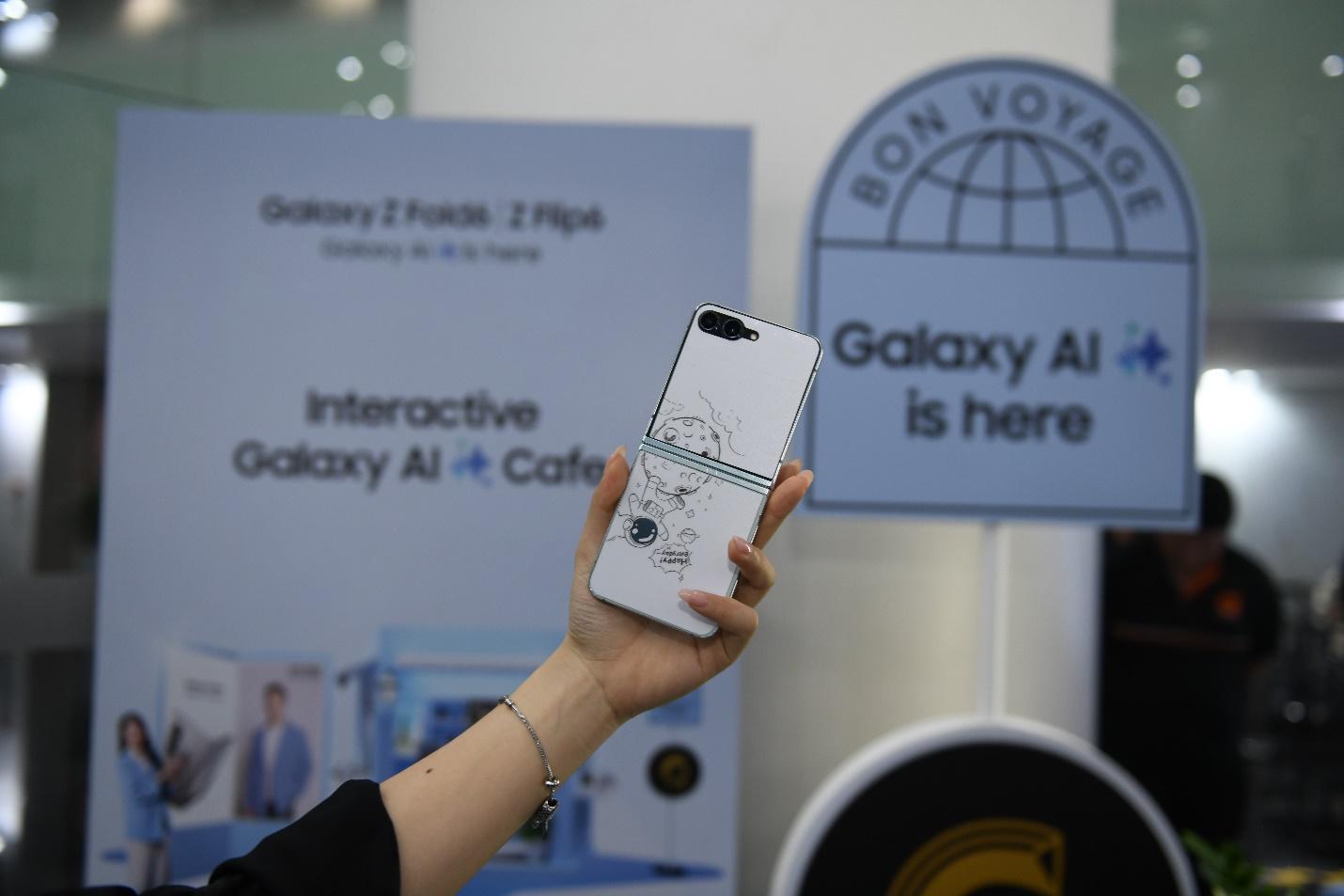 Thêm điểm check-in độc lạ cho bạn trẻ: Galaxy AI Café- Ảnh 10.