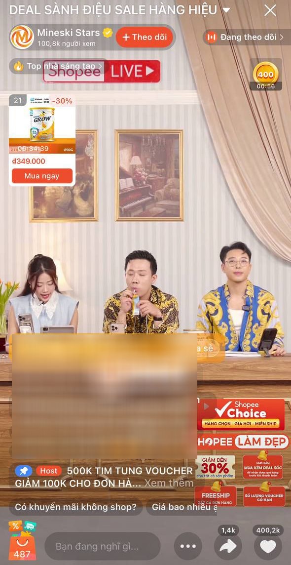 Trấn Thành lên livestream mukbang: mút tay, uống sữa ngay trên sóng, lượt xem tăng chóng mặt, phiên live giật lag liên tục- Ảnh 2.