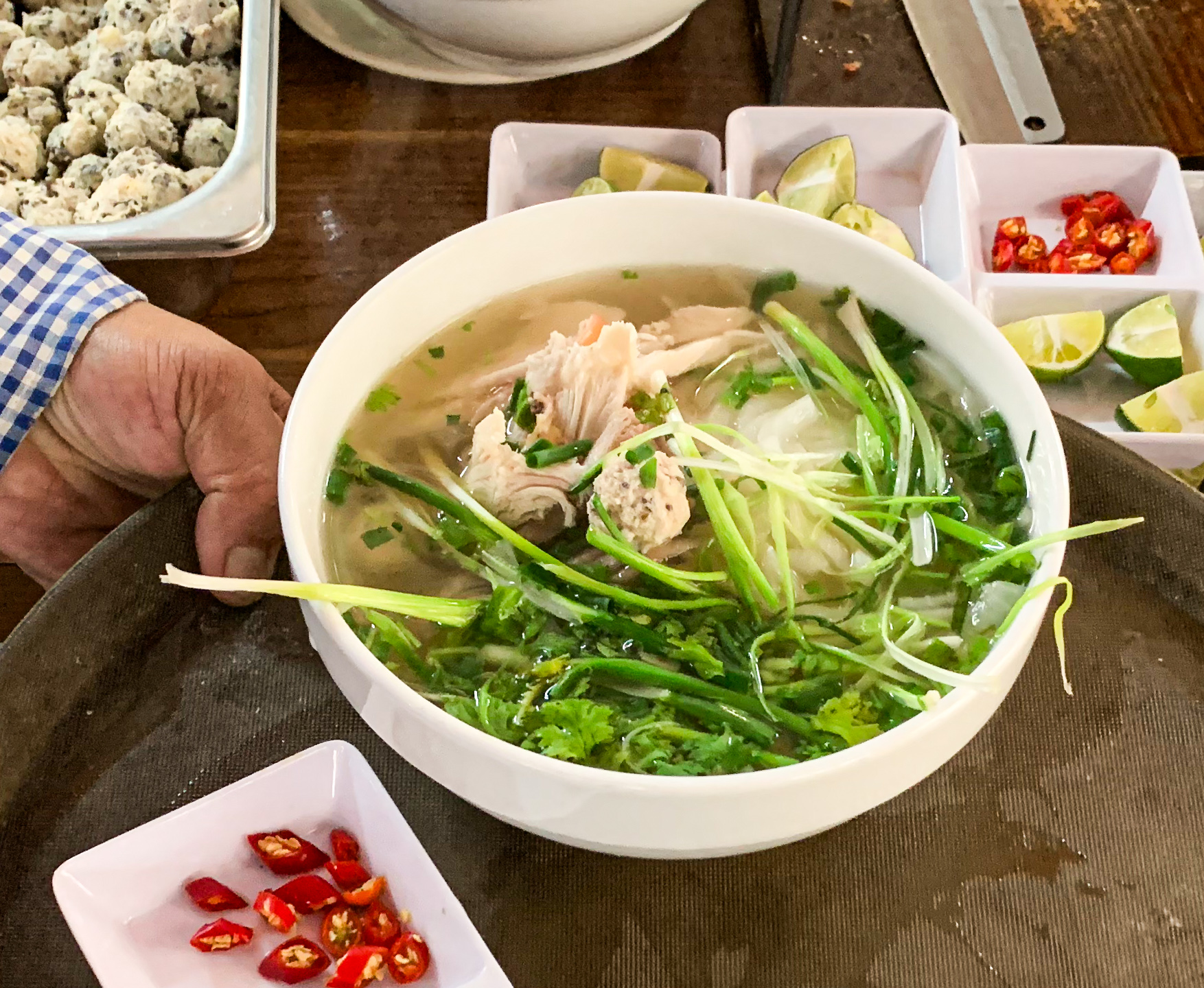 Cầm 50.000 đồng vào canteen Nhân văn, "sốc" nhẹ trước những gì nhận về!- Ảnh 2.