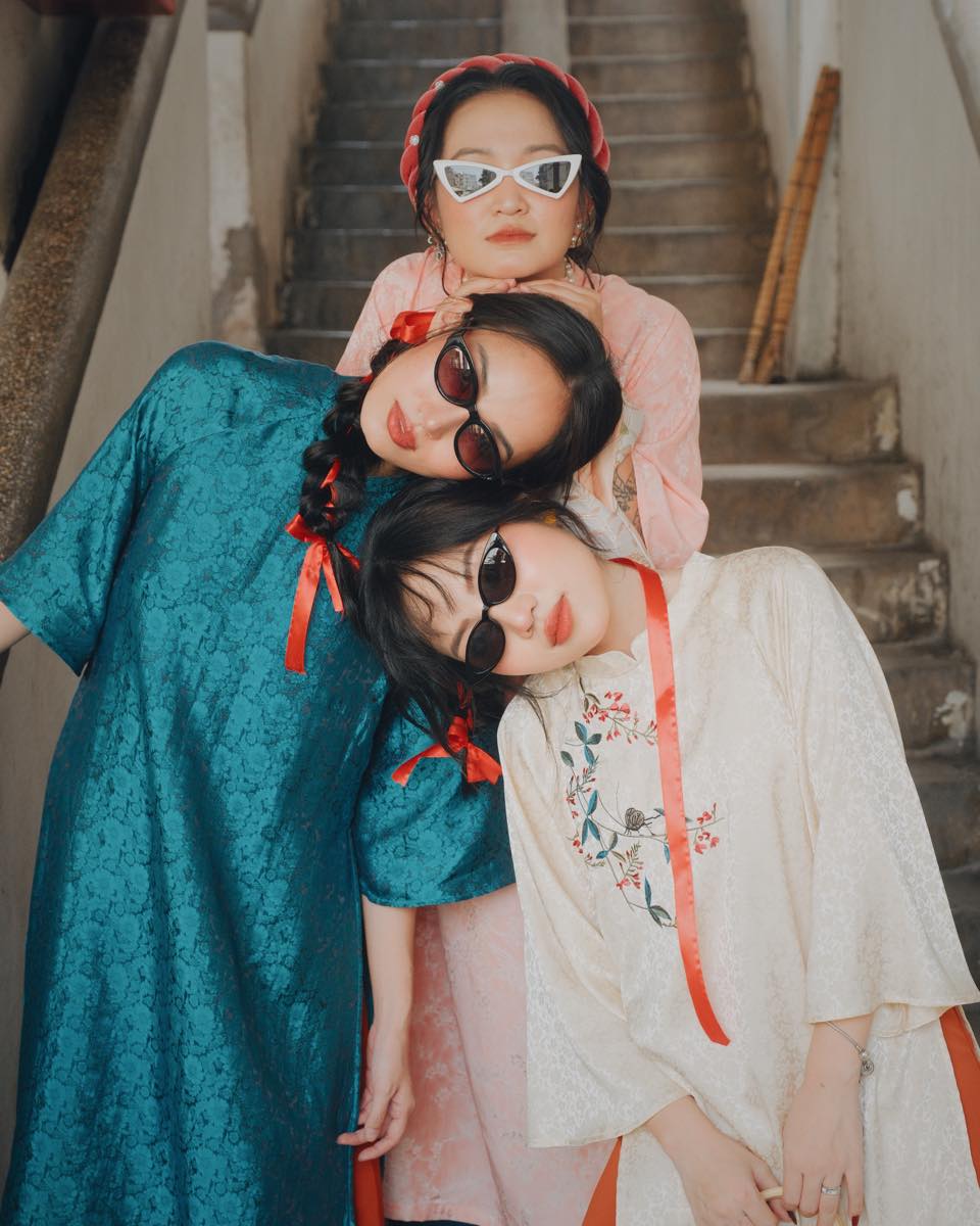 Lương 5 triệu nên chọn mua áo dài Tết như thế nào cho phù hợp?- Ảnh 3.