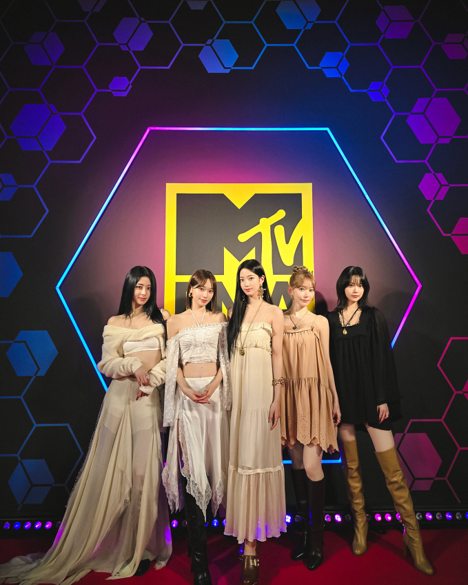 "Nhóm nữ bị ghét nhất Kpop" khiến khán giả không thể ngừng ghét- Ảnh 1.
