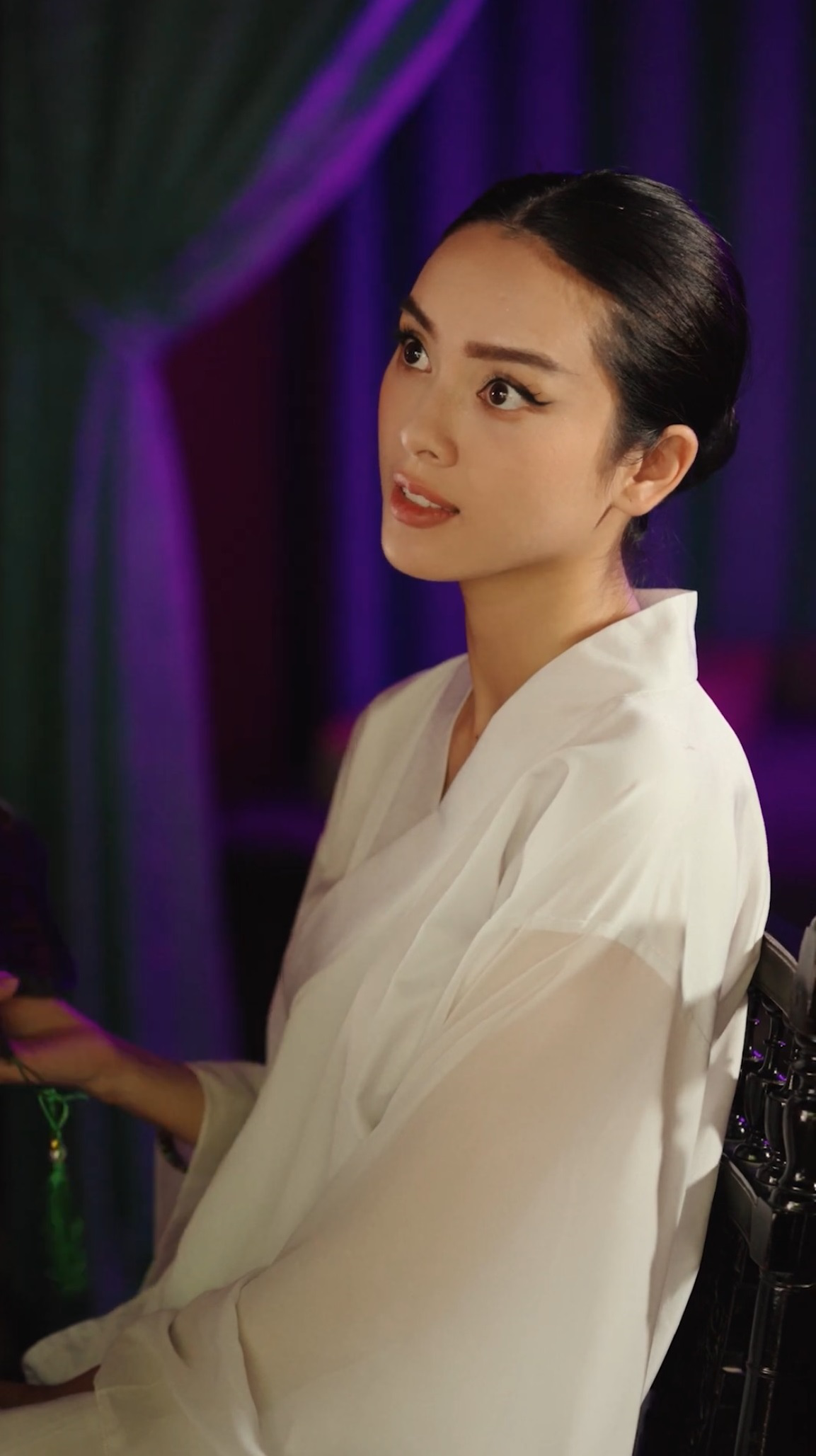 Mỹ nhân Việt 1 năm đóng 4 phim gây sốt, nhan sắc hoàn mỹ đến mức lấn lướt loạt nữ chính- Ảnh 8. Mỹ nhân Việt 1 năm đóng 4 phim gây sốt, nhan sắc hoàn mỹ đến mức lấn lướt loạt nữ chính- Ảnh 8.