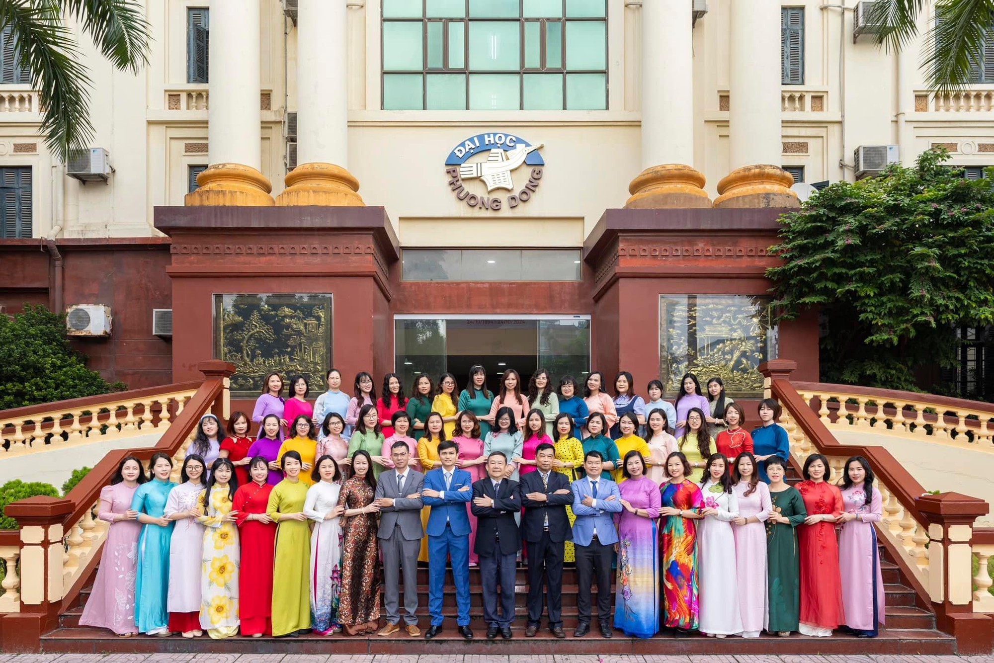 Khoa Ngoại ngữ Đại học Phương Đông - 30 năm sáng tạo và không ngừng đổi mới- Ảnh 1.